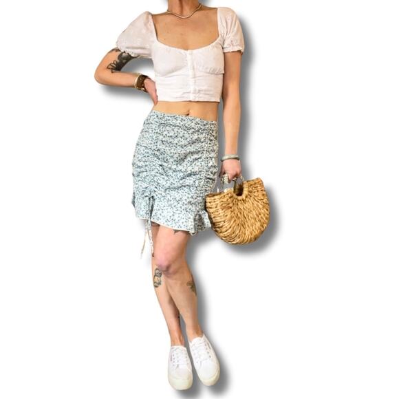Cottagecore 2Pc Outfit Set Floral Ruched Mini Skirt /Eyelet Puff Sleeve Top Sz/4 - Picture 1 of 15